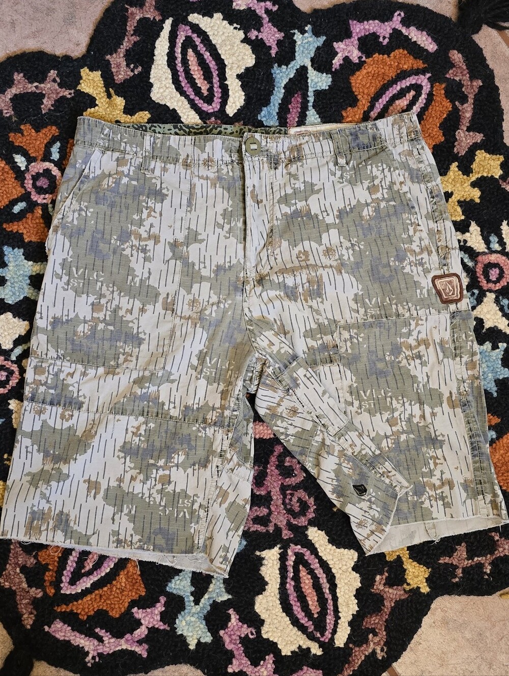 🔥🔥Volcom Scout Men's Camouflage Shorts - Light Olive/Beige🔥🔥Size 34